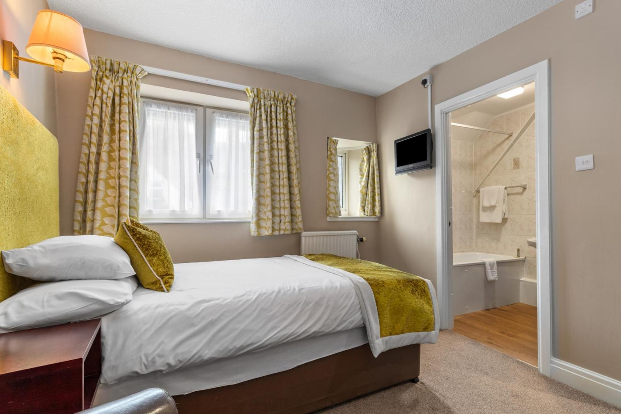 Mariners Hotel هافرفوردوست المظهر الخارجي الصورة
